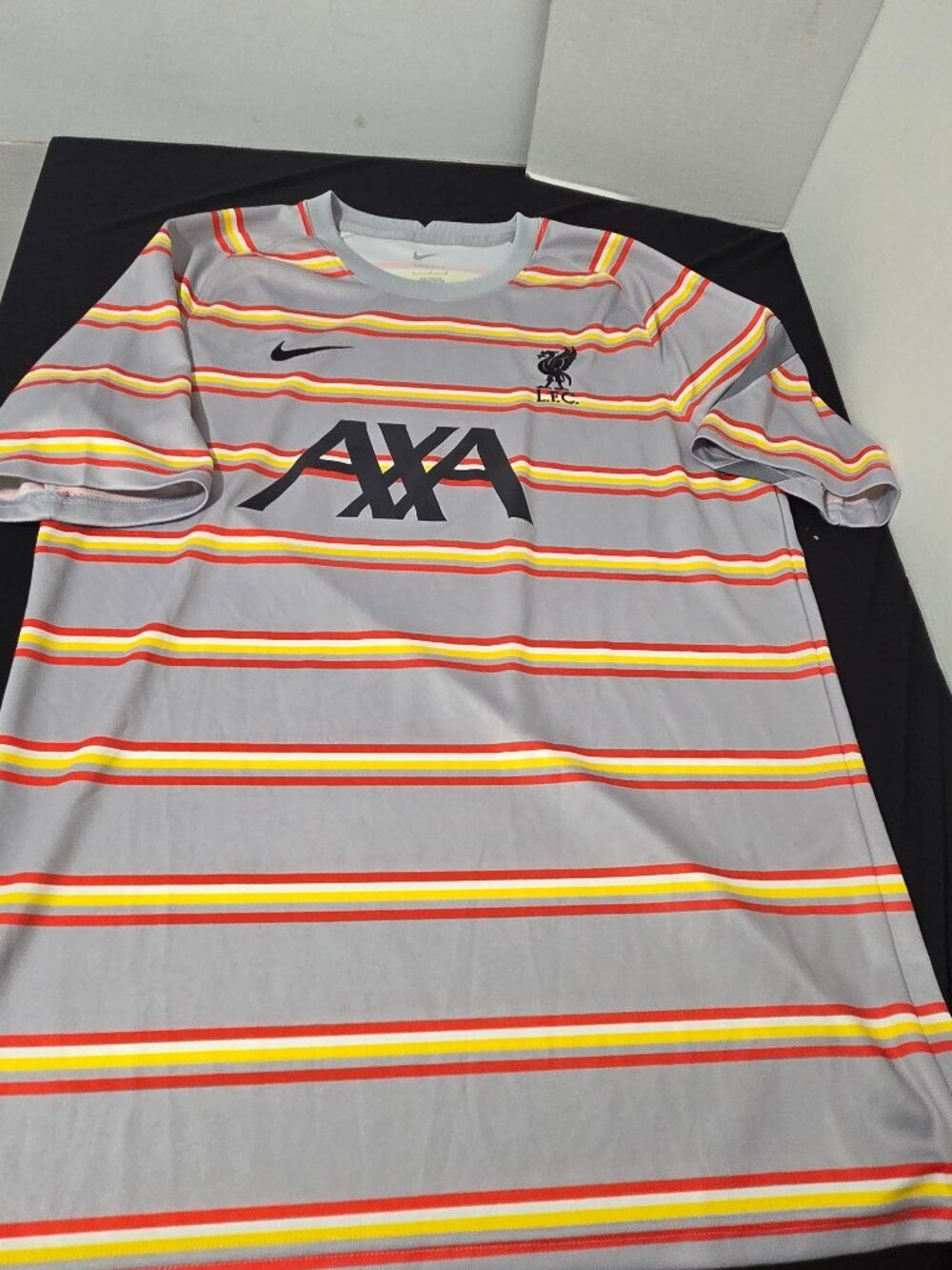 🔥⚽️ LIVERPOOL FC NIKE DRI-FIT AXA TRAINING SHIRT – SIZE LARGE ⚽️🔥